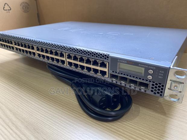 Juniper Ex3300 48 Poe Switch · Photo 2