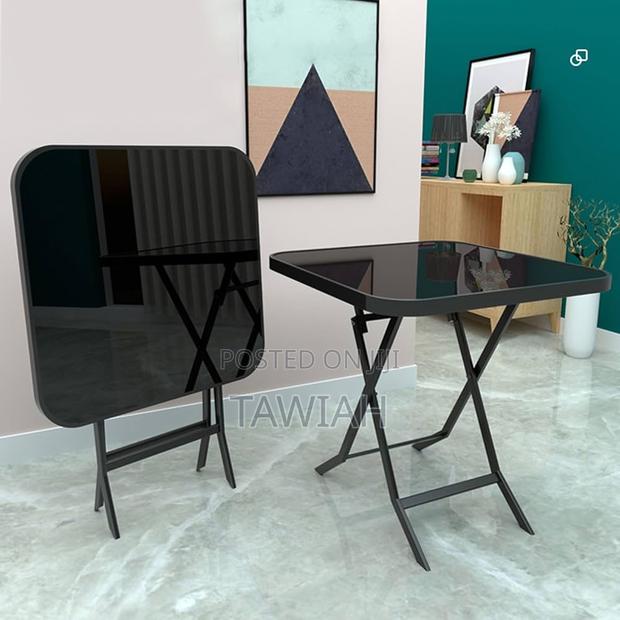 Glass Foldable Table · Photo 1