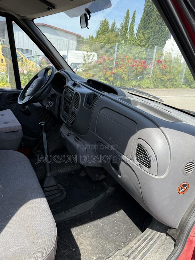 Ford Transit 2008 Red · Photo 4