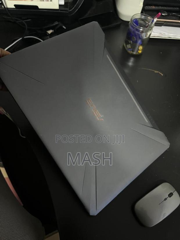 Laptop Asus TUF Gaming FX504 24GB Intel Core i7 SSHD+SSD 1T · Photo 2