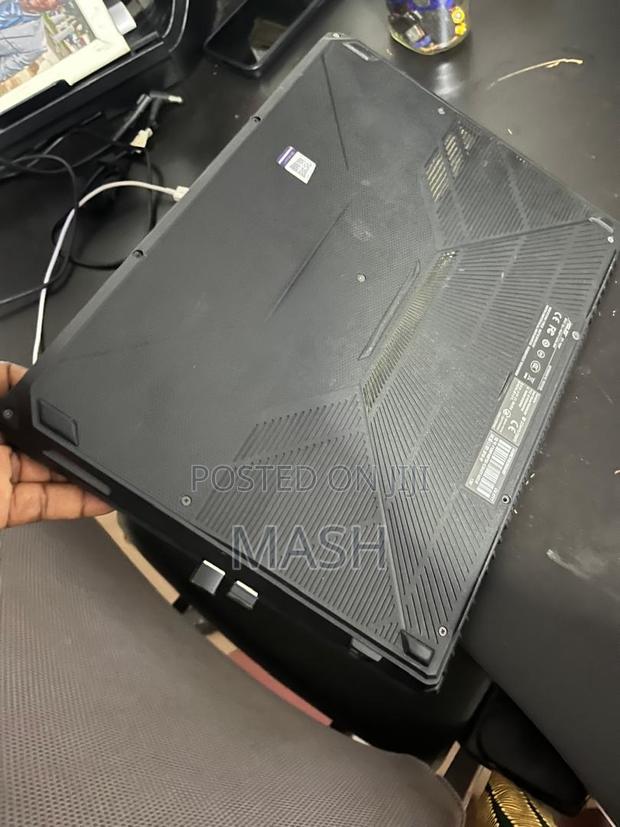 Laptop Asus TUF Gaming FX504 24GB Intel Core i7 SSHD+SSD 1T · Photo 4