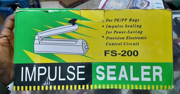 Fs 200 Impulse Sealer · Photo 1