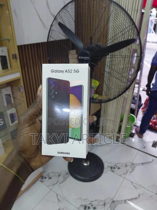 New Samsung Galaxy A52 5G 128 GB Black · Photo 1