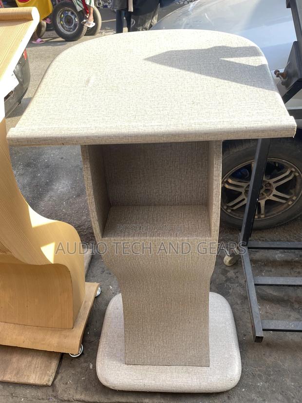 Wooden Pulpit {Gray} · Photo 2