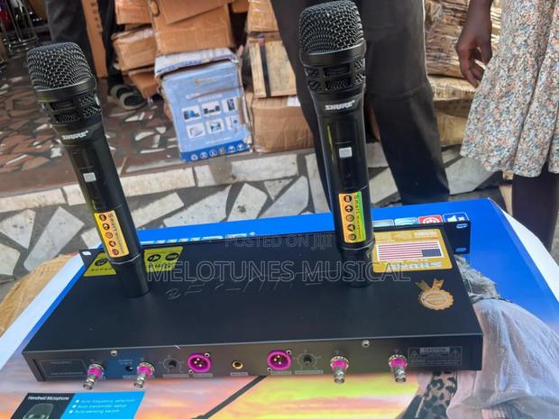 Shure Ugx 23 Wireless Professional 2in1 Microphone · Photo 3