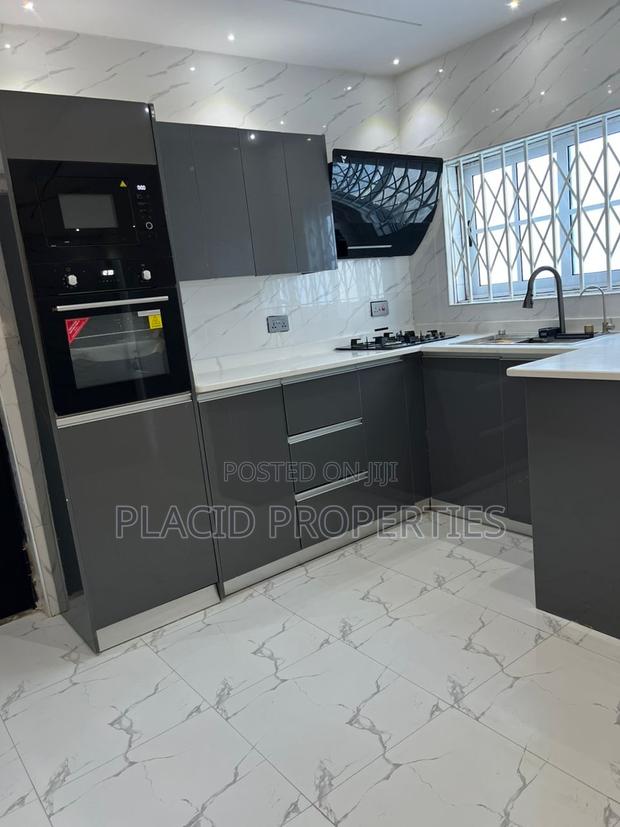 3bdrm House in Amasaman,Accra for sale · Photo 4