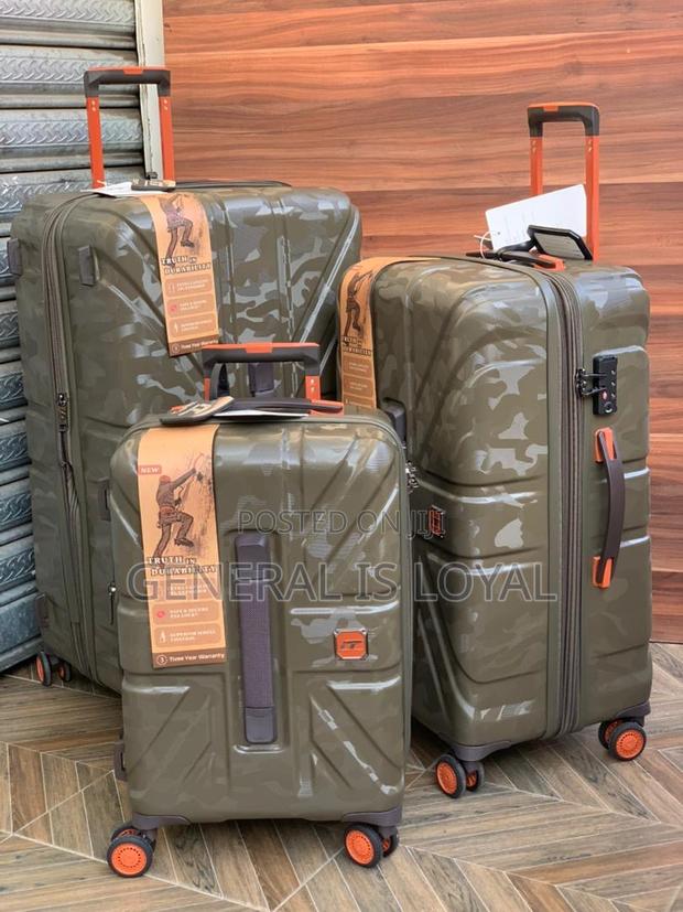 Hard-shell Big Sizes 3in1 Suitcases Luggage · Photo 5
