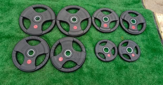 100kg Olympic Weight Plates Set · Photo 2