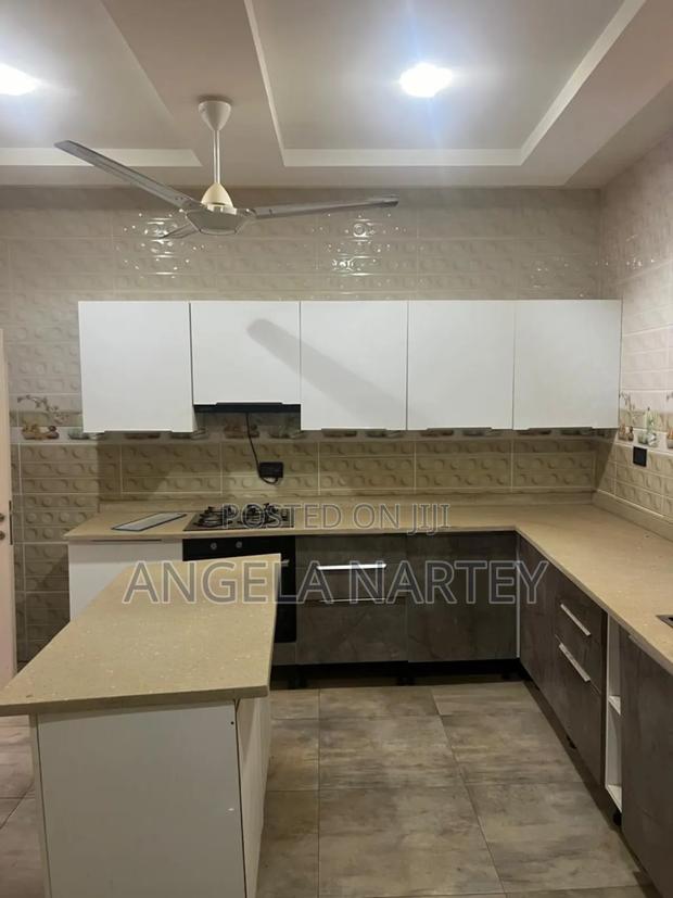 4bdrm House in Kwabenya for sale · Photo 2