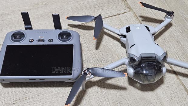 Dji Mini 4 Pro Drone With Rc N2 Smart Controller · Photo 3