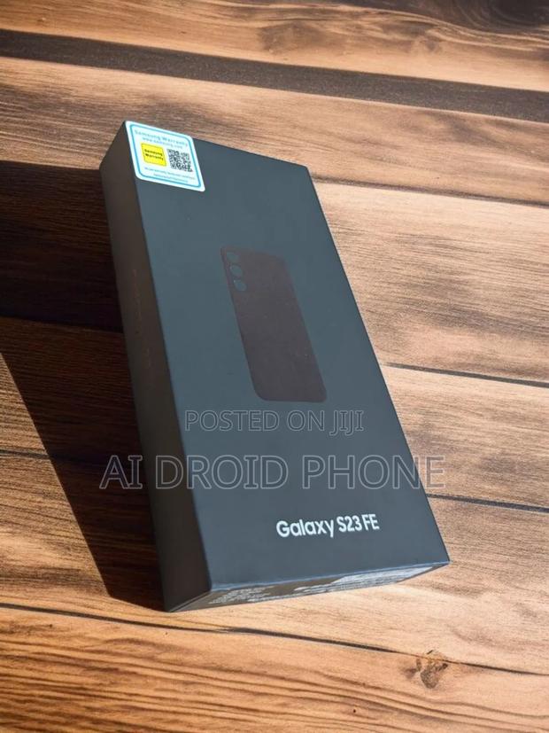 New Samsung Galaxy S23 FE 128 GB Gray · Photo 1
