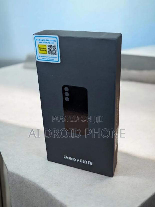 New Samsung Galaxy S23 FE 128 GB Black · Photo 1