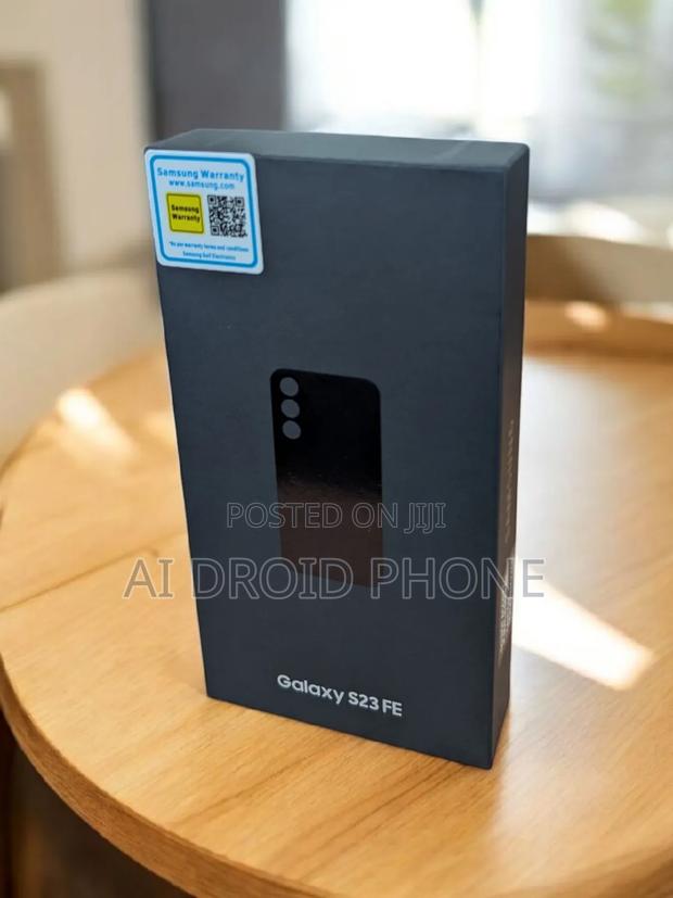 New Samsung Galaxy S23 FE 128 GB Blue · Photo 1
