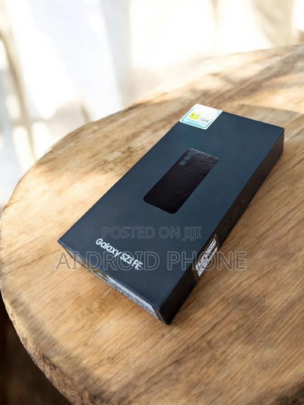 New Samsung Galaxy S23 FE 128 GB Blue · Photo 2