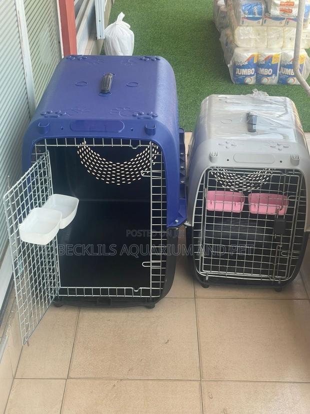 XXL Luxury Plastic Flight Cage · Photo 1