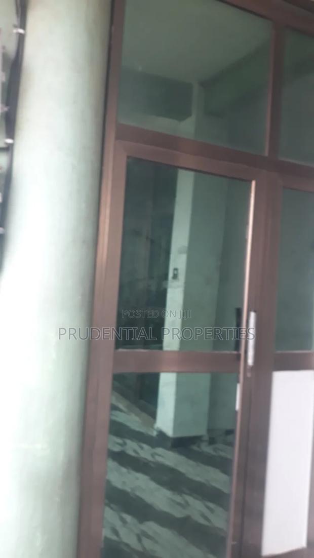 4 Bedrooms Office Space for Rent at Lapaz · Photo 1