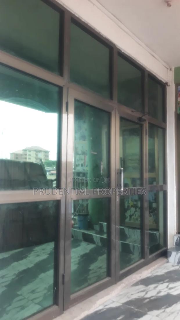 4 Bedrooms Office Space for Rent at Lapaz · Photo 5