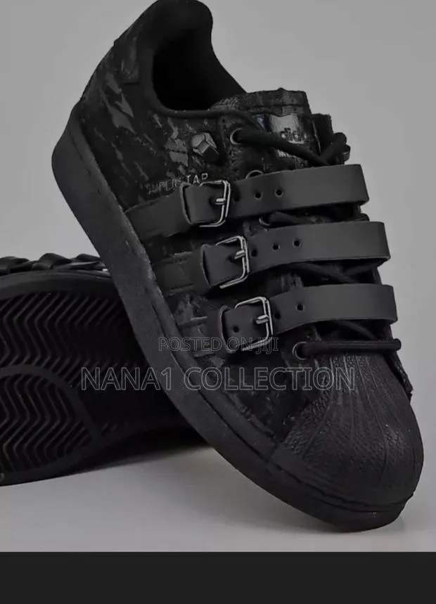 Adidas Superstar "Rabbit Hole" Sneakers · Photo 1