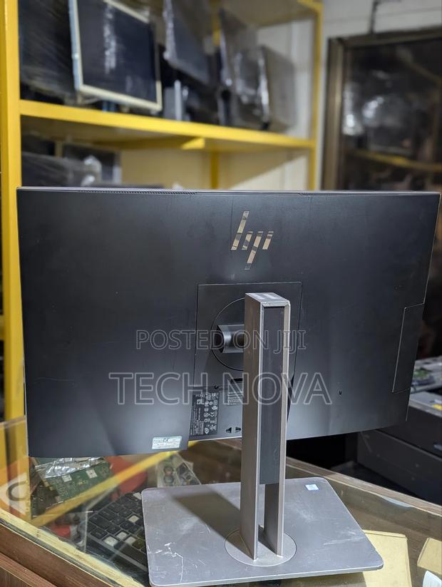 Desktop Computer HP EliteOne 800 G3 8GB Intel Core i5 SSD 256GB · Photo 5