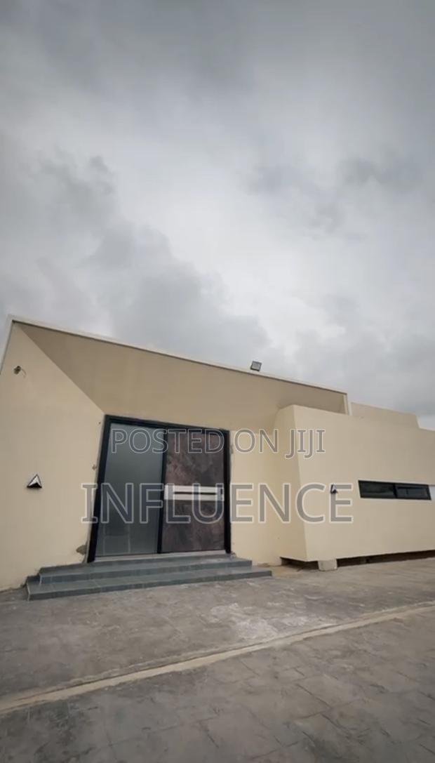3bdrm House in American House Area, East Legon for sale · Photo 2