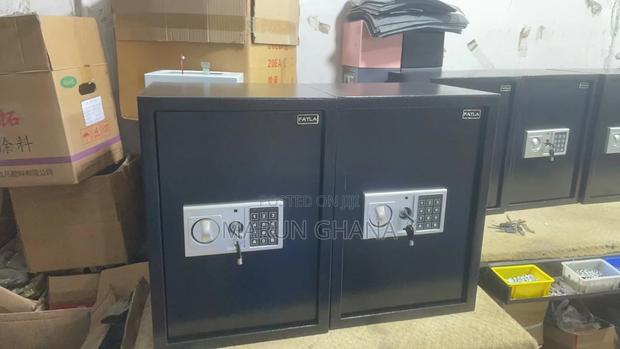 50e Safe Locker Box Fatla · Photo 1