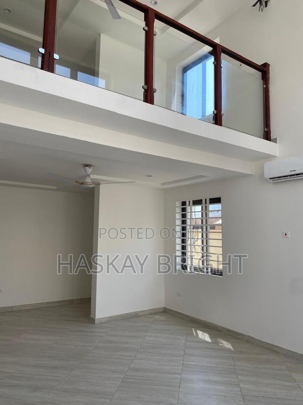 4bdrm House in Achimota for sale · Photo 4