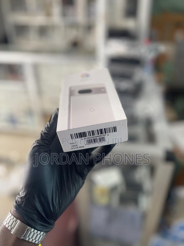 New Google Pixel 7 128 GB White · Photo 1