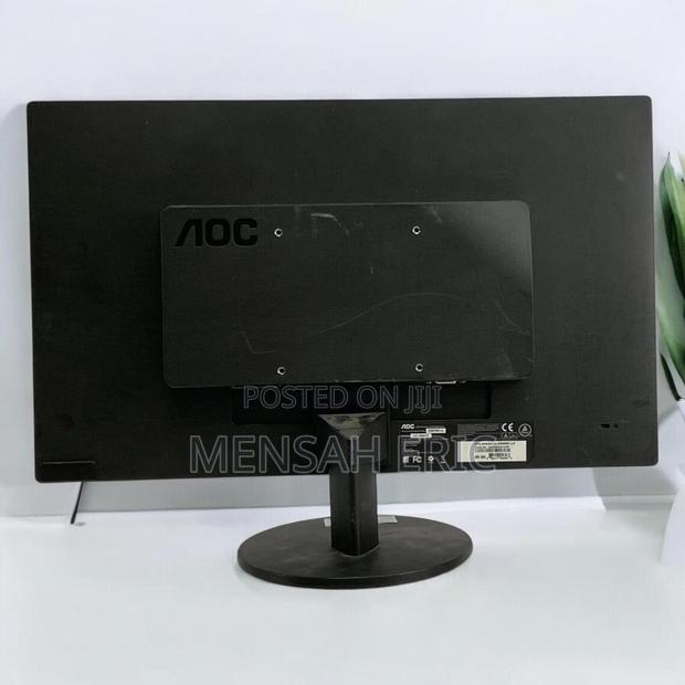 Aoc 19.5" Led Monitor (E2070swn) · Photo 2