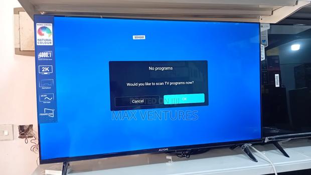 Big Screen Brand New Ailyons 43" Smart Tv · Photo 2