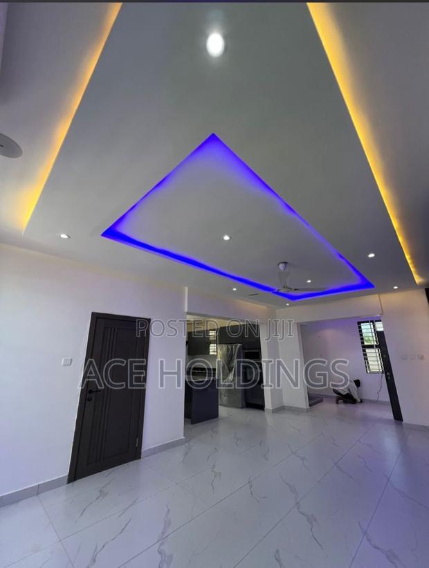 3bdrm Mansion in Ashale Botwe for sale · Photo 6