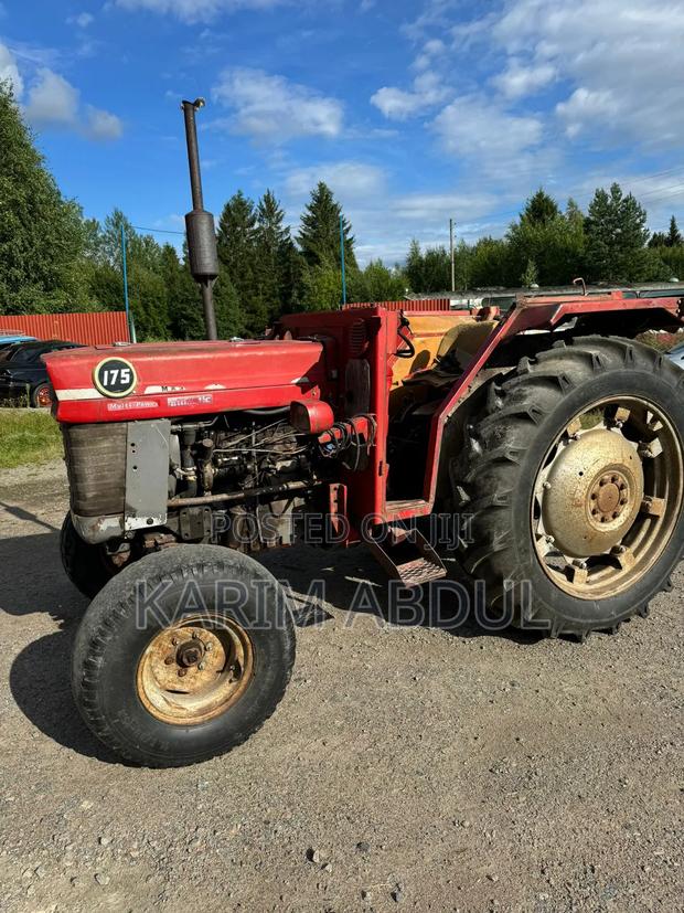 Massey Ferguson 175x · Photo 1