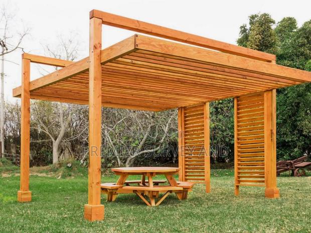Modern Pergola Installation · Photo 2
