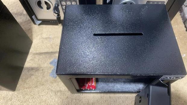 Fatla Mini Safe Locker Box For Shops & Home 17e · Photo 1