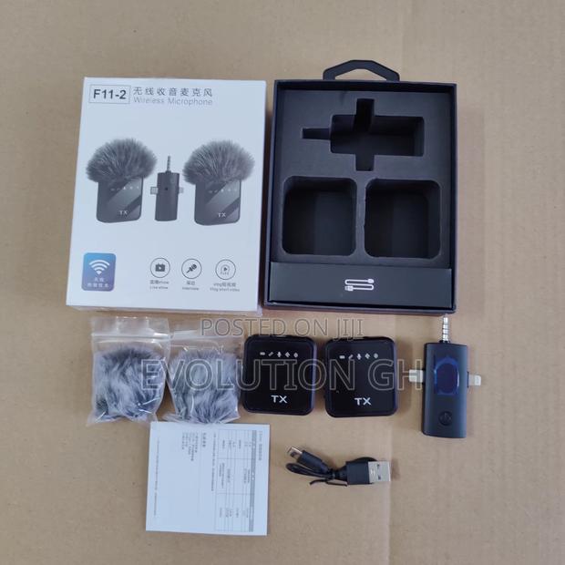 Dual Wireless Microphone for iPhone, Android and Digital Camera · Photo 2