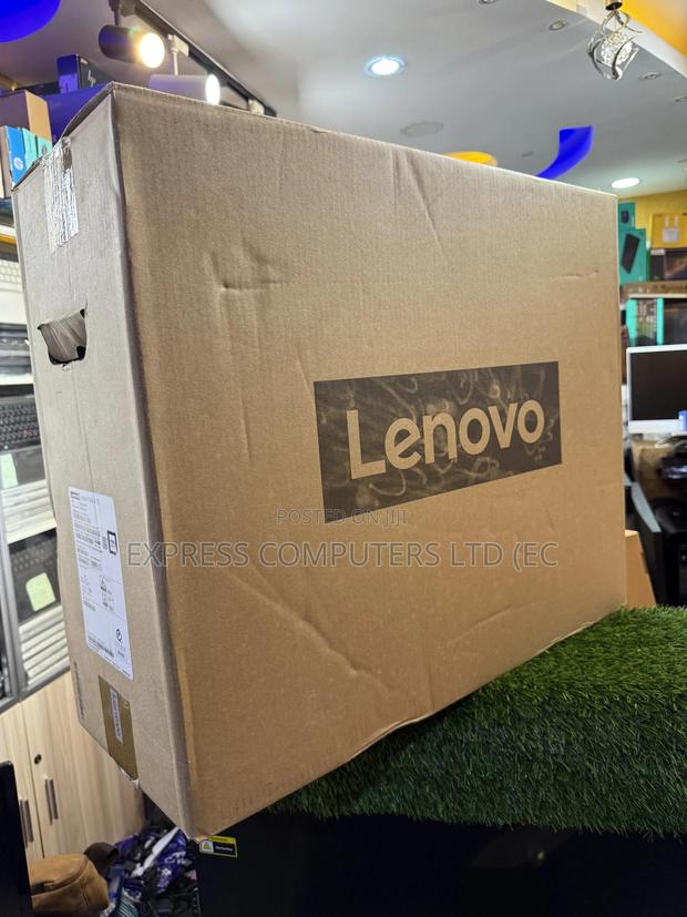 New Desktop Computer Lenovo V330 AIO 8GB Intel Core i5 SSD 256GB · Photo 4