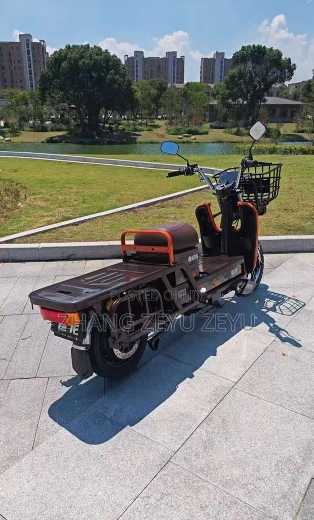 New Motorcycle 2025 Black · Photo 2