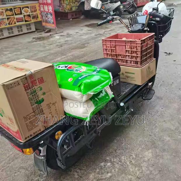 New Motorcycle 2025 Black · Photo 3