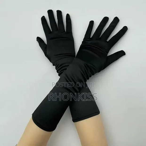 Satin Hand Gloves · Photo 1