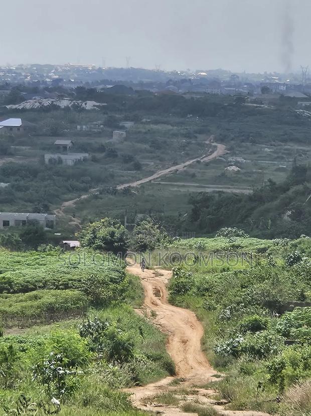 Plot of Land · Photo 1