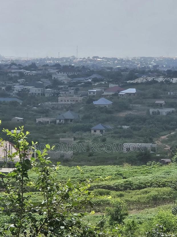 Plot of Land · Photo 3