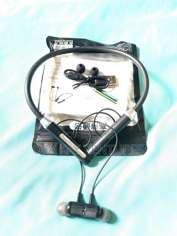 Bluetooth Neck Headphone · Photo 1