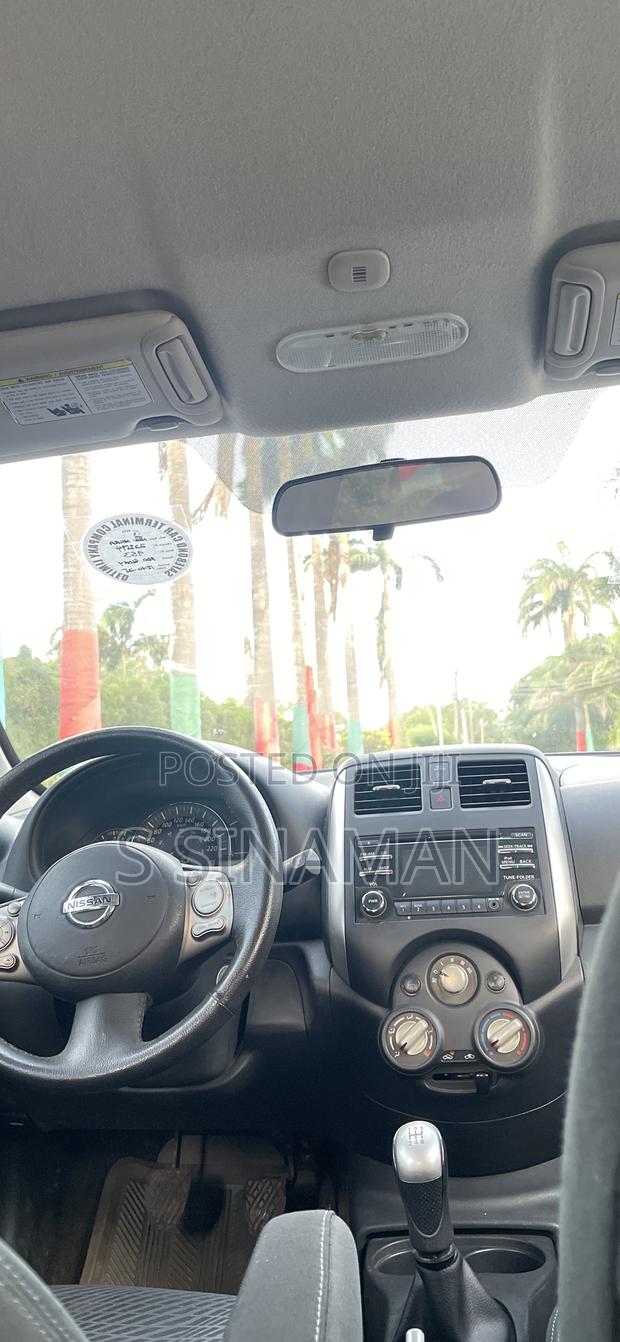 Nissan Micra 2014 Blue · Photo 7