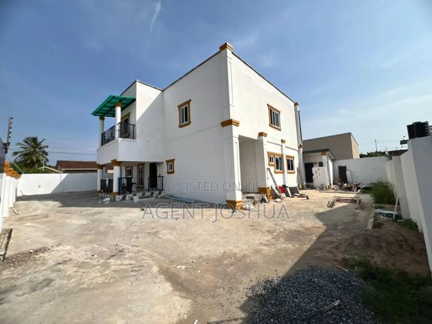 3bdrm Townhouse / Terrace in Manet Courtage, Spintex for rent · Photo 1