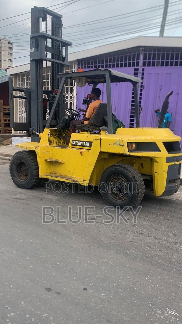 6 Tons Folklift for Sale · Photo 2