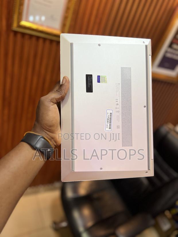 Laptop HP EliteBook 840 G7 8GB Intel Core I5 SSD 256GB · Photo 3