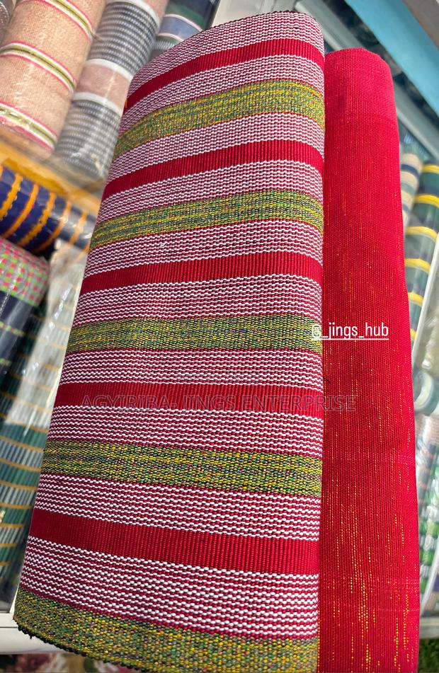 Northern Kente Fabric · Photo 1