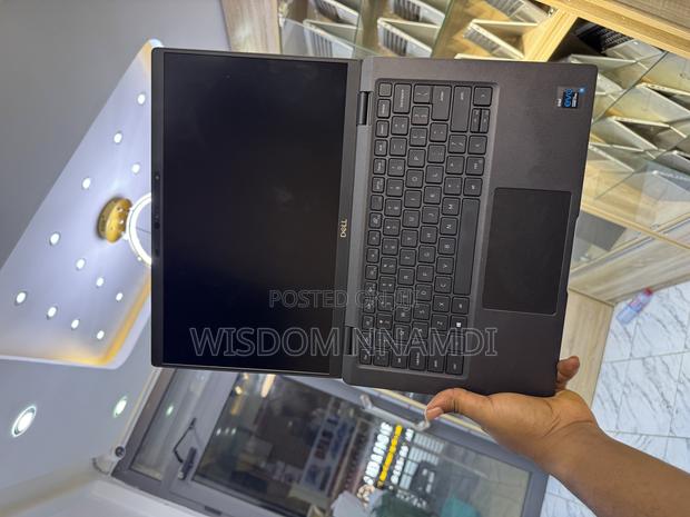 Laptop Dell Latitude 7420 16GB Intel Core i5 SSD 256GB · Photo 5