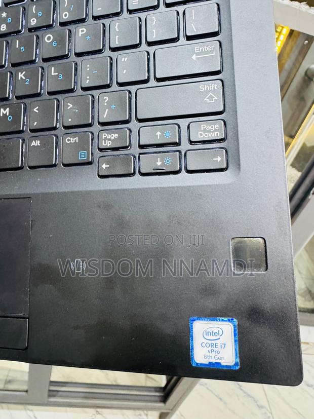 Laptop Dell Latitude 7390 8GB Intel Core i7 SSD 256GB · Photo 4