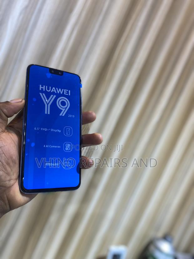 New Huawei Y9 2019 128 GB Purple · Photo 3