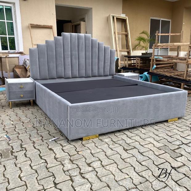 Modern Queen Size Bed Frame Available · Photo 1